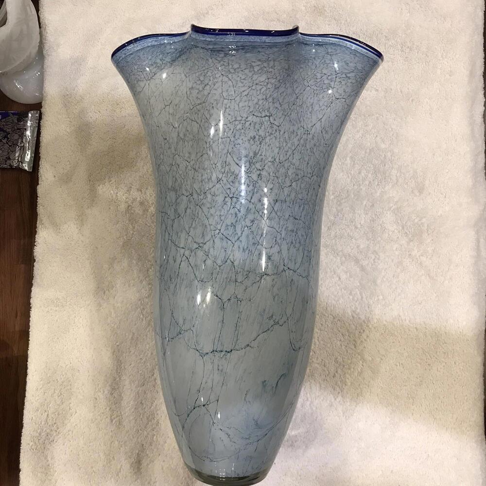 Josefina Krosno Poland Vase With Label, No Chips‎ Hankerchief Ruffled Large - Picture 4 of 9